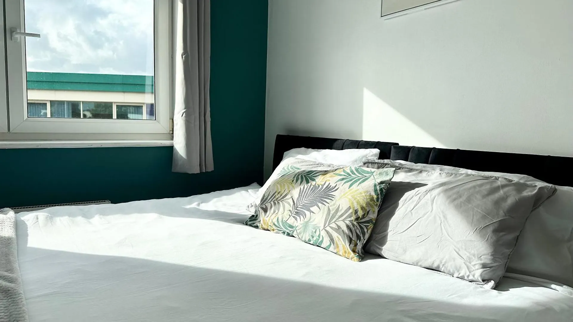 Cosy 2 Bed Apartment 5 Min Walk From London Tube Station Ilford United Kingdom